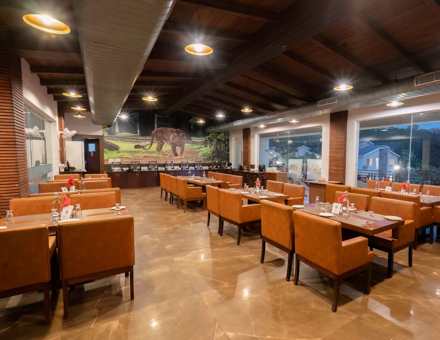 Trinantara Cloves dining